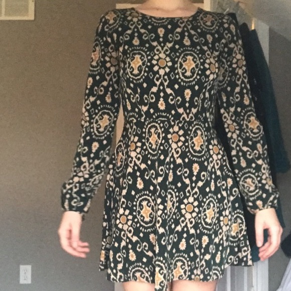Dress - Picture 1 of 1